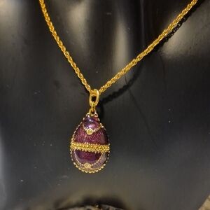 Elegant Vintage Gold Tone and Purple Enameled Faberge Style Pendant Necklace